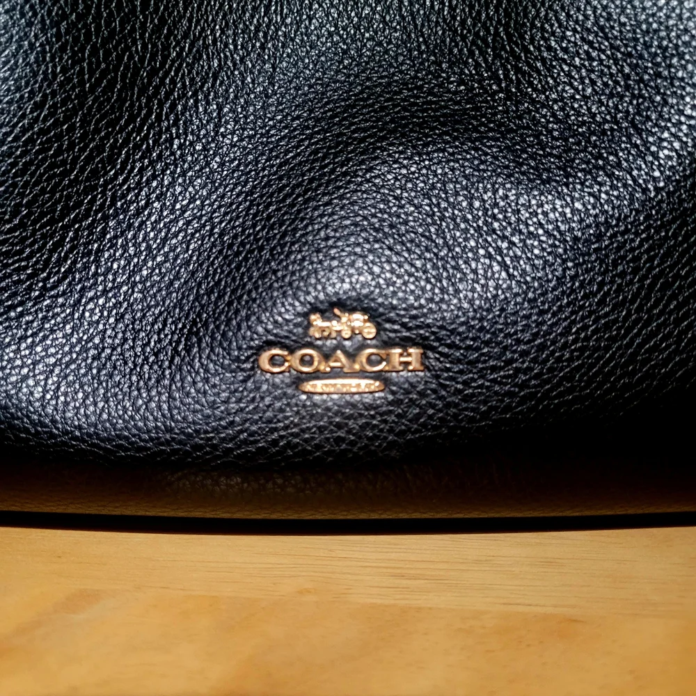 Coach Black Leather Women's Bag - Picture 2 of 7
